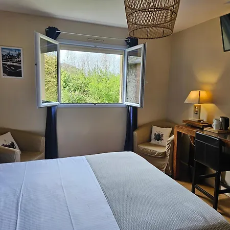فندق لا فرايتشيت La Rivière-Saint-Sauveur